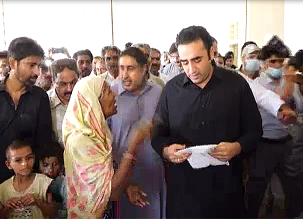 Bilawal Bhutto with flood victims