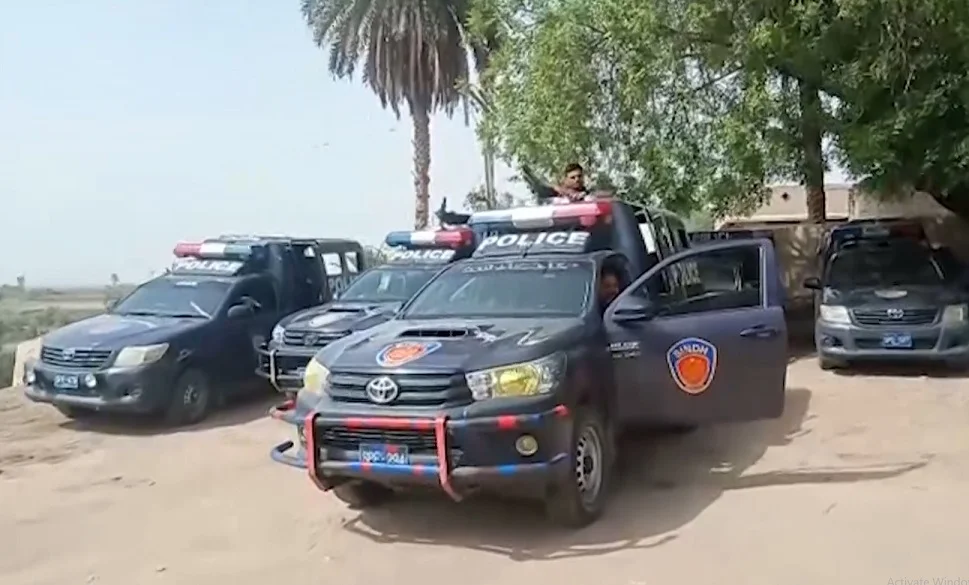 Police in katcha area